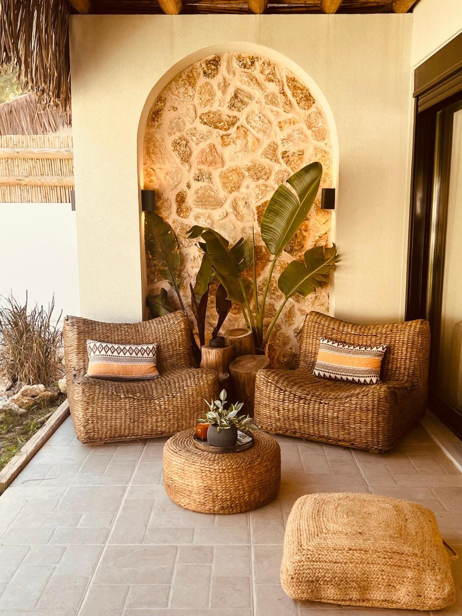 Naya Pool & Garden View Villa